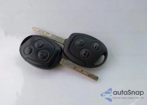 2014 Ford Fiesta Se из США, поврежденный, VIN 3FADP4BJ1EM235060